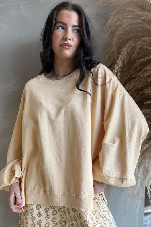 Lagen Lantern Sleeve Sweatshirt Tuscan Sun